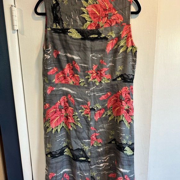 Tommy Bahama Gray and Red Floral Midi Dress - Picture 7 of 9